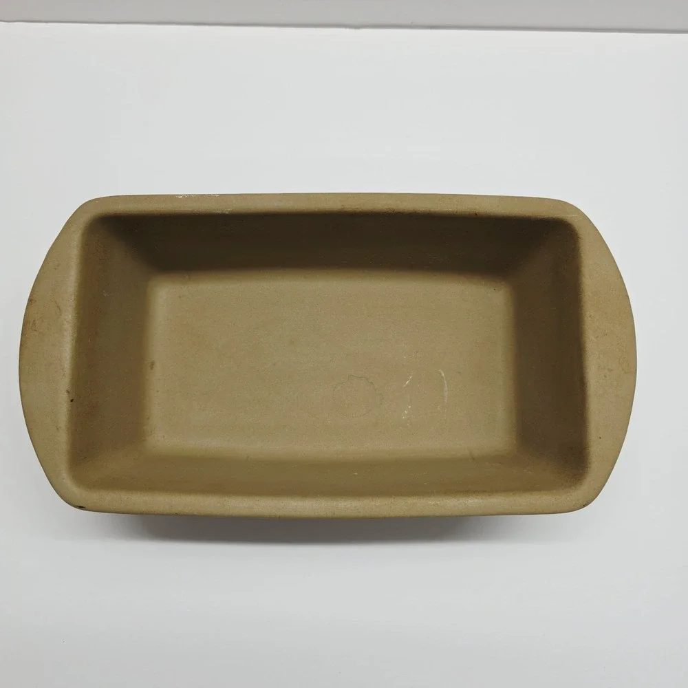 Pampered Chef Family Heritage Collection Stoneware Bread Loaf Pan 9x5 Inch USA